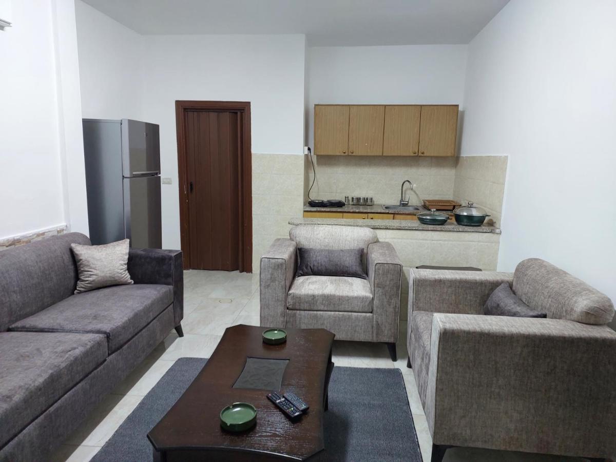 Apartment Cozy 2